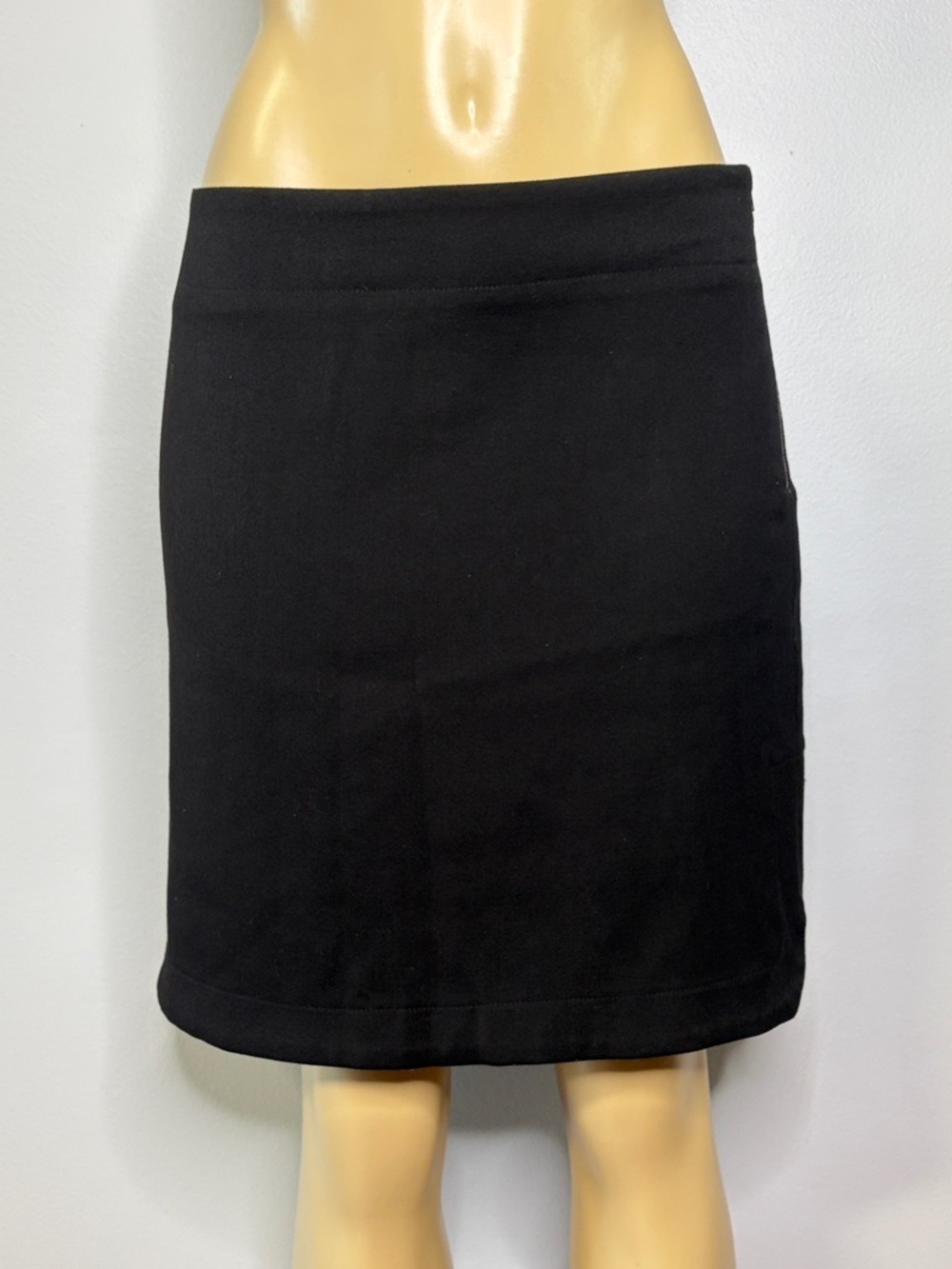 LOFT Classic Black Women's Skirt Size M